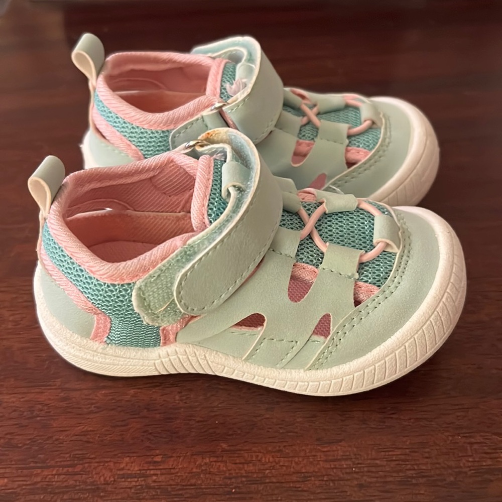 Oomphies Size 6